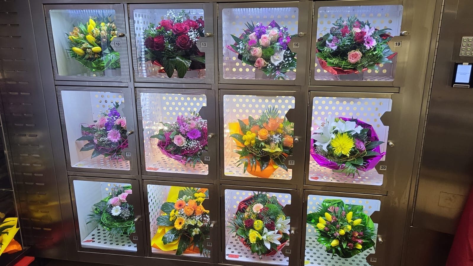 Blumenautomat 24/7 Zirndorf Nürnberg – Sunshine Floristik